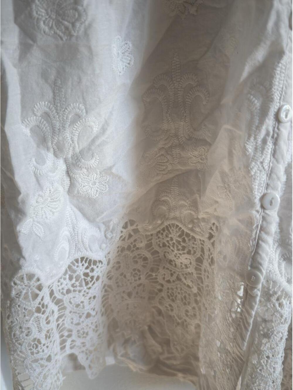 Adiva Women's White Sleeveless Blouse with Lace Detail Size XL - Picture 2 of 4